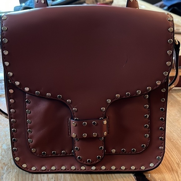 𝅺rebecca Minkoff Midnighter Top Handle Feed Crossbody bag in Brick - Picture 13 of 16